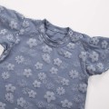 T-shirt dla dziewczynki niebieski w kwiatuszki