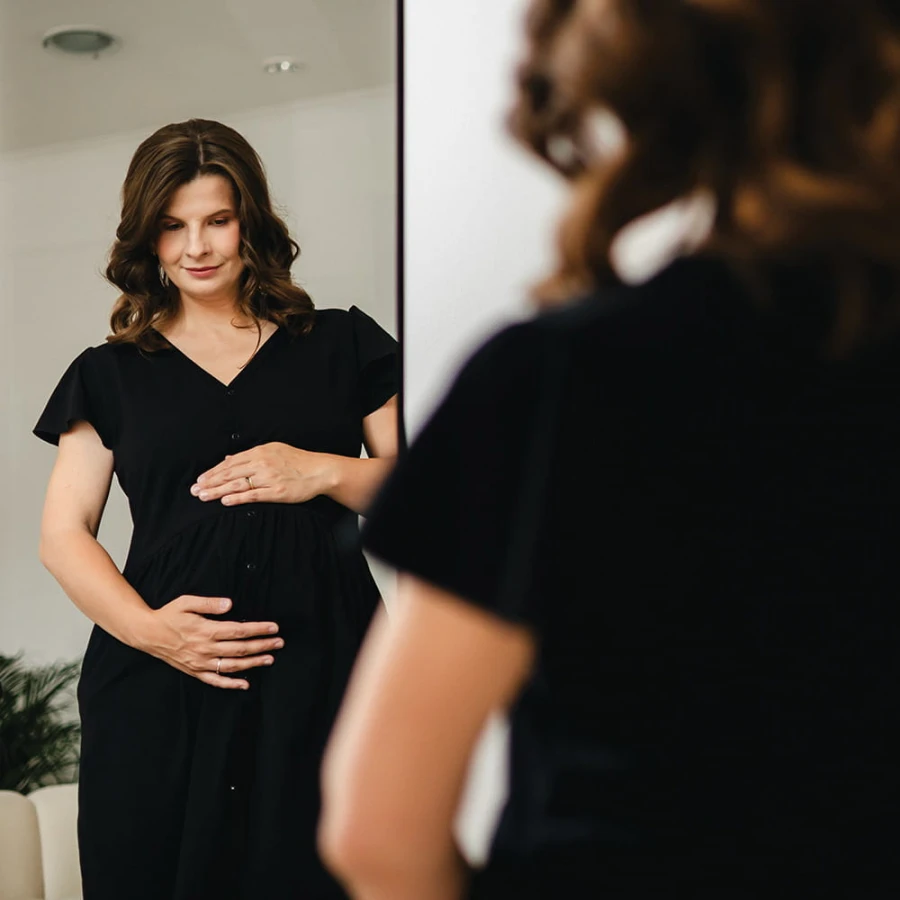 Linda maternity and nursing dress with buttons black