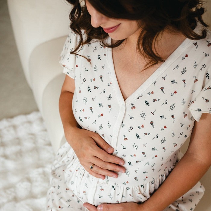 Linda maternity and nursing shirt with buttons ecru