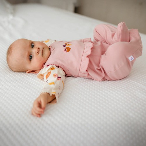 Růžové kojenecké overaly s žaludy