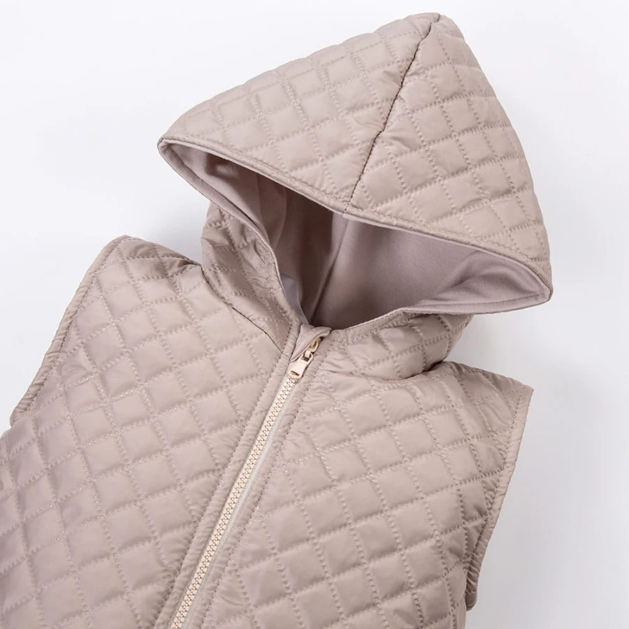 Children’s quilted beige vest