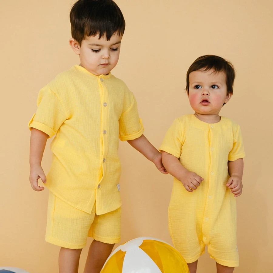 Mušelínový chlapecký set – žlutý