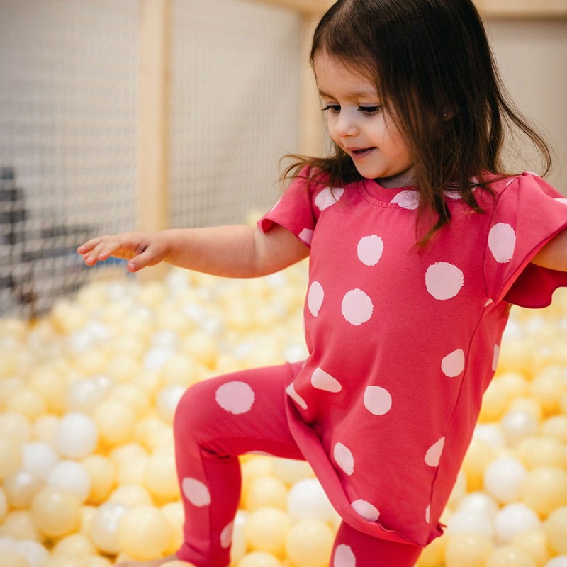 Dívčí halenka s motýlkovými rukávy