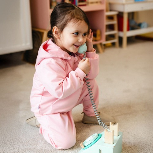 Dívčí růžová tepláková souprava s třešněmi