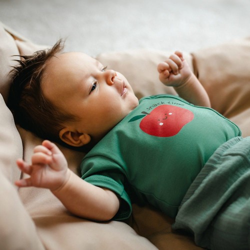 Dětské body s krátkým rukávem zelené s jablíčkem