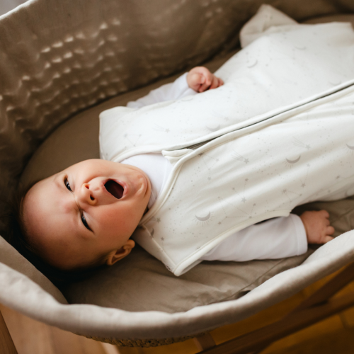 Kojenecký spací pytel ecru s motivem hvězdiček