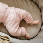 Růžové merino legíny rostoucí s dítětem