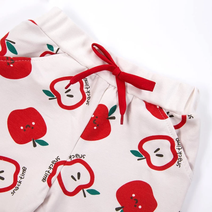 Ecru sweat shorts with apples