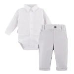 Set bílého košilového body a elegantních šedých kalhot