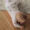pajacyk dla niemowląt ecru w misie