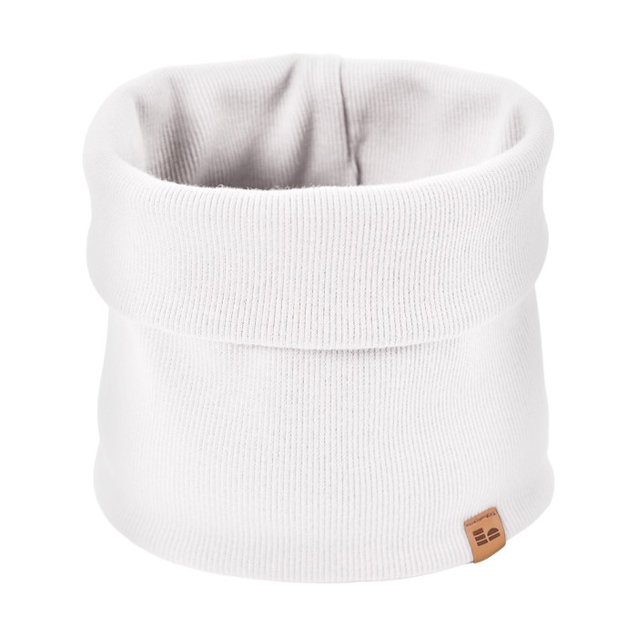 White ribbed children’s hat and snood set
