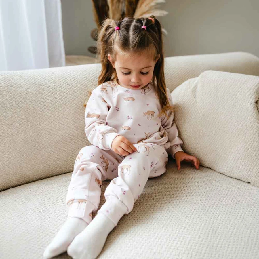 Girls' sweatshirt with deer