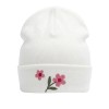 Bílá dívčí čepice