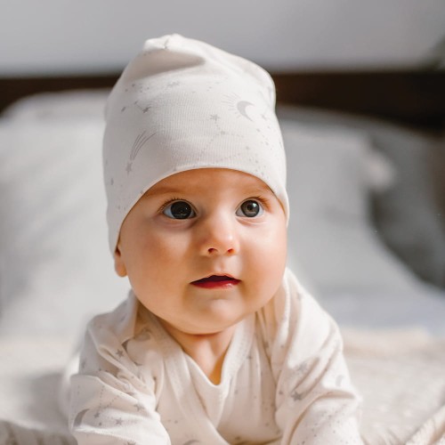 Dětská čepička ecru