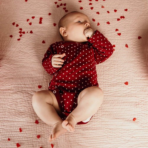 Cardigan bodysuits maroon with white hearts